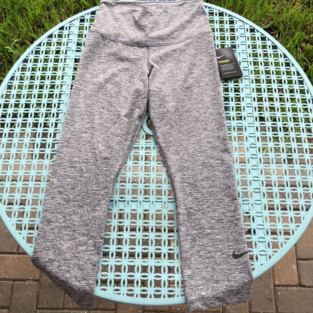 NWT NIKE Power Training Leggings, Cropped